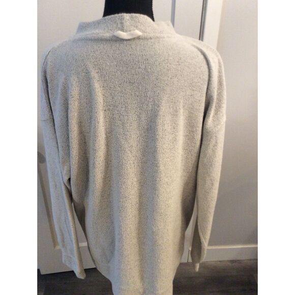 Wisconsin Badgers Soft Long sleeve Sweater Plus size XXL Women's - Picture 5 of 5